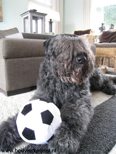 Kay_met_voetbal